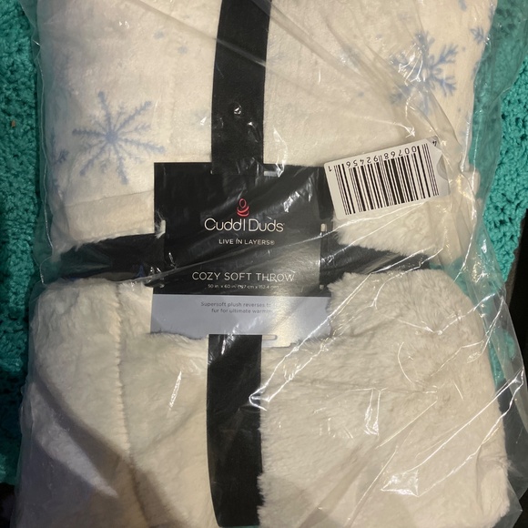 Cuddle Duds Super Soft Plush Throw Blanket - Picture 7 of 7